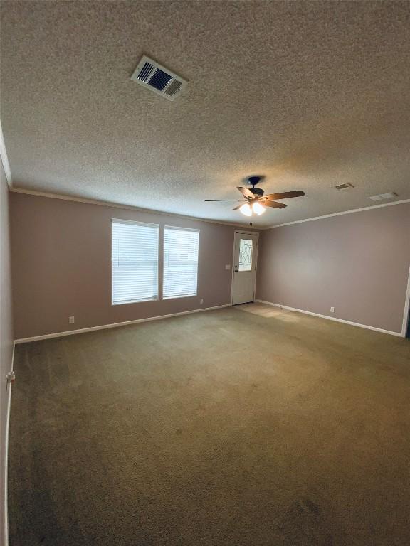 525 S Chambers St, Giddings, TX 78942 - photo 11
