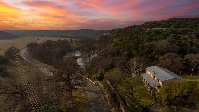view of aerial view at dusk