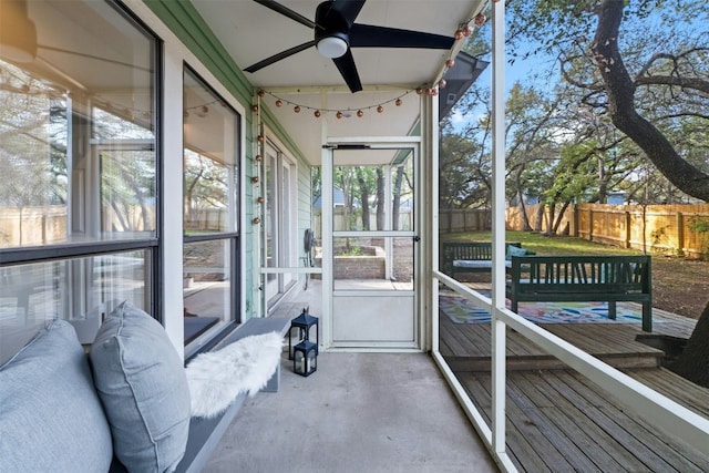 3614 Serena Woods Ct, Austin, TX 78759 - unfurnished sunroom featuring a ceiling fan