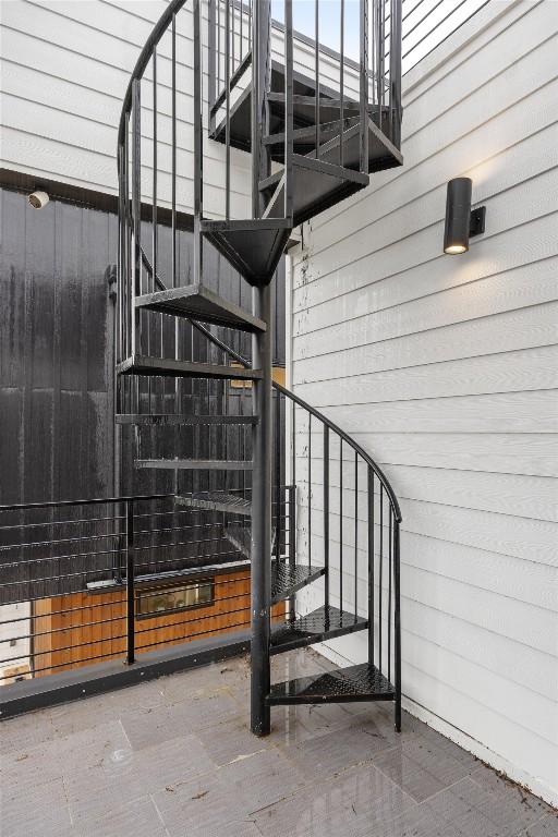 6002 Ponca St Unit 1, Austin, TX 78741 - view of stairs