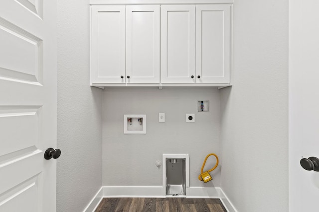 washroom with washer hookup, hookup for a gas dryer, and baseboards