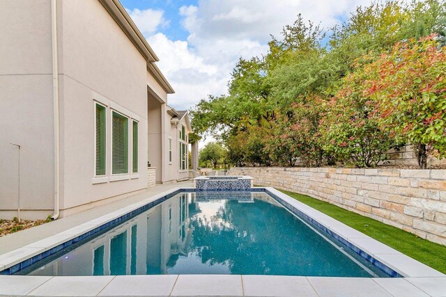 2601 Montebelluna Pl, Leander, TX 78641 - view of pool featuring a pool with connected hot tub