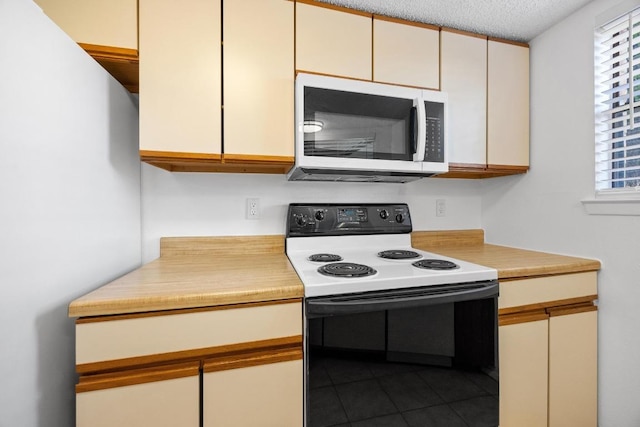 2500 Burleson Rd Unit 604, Austin, TX 78741 - photo 6