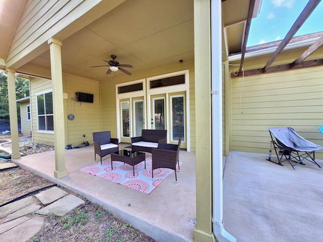 192 W Kaanapali Ln, Bastrop, TX 78602 - photo 18