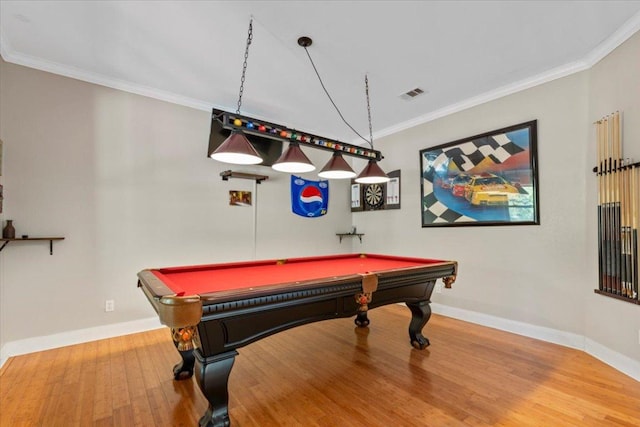 550 League Line Rd, Smithville, TX 78957 - recreation room featuring wood finished floors, ornamental molding, baseboards, and pool table