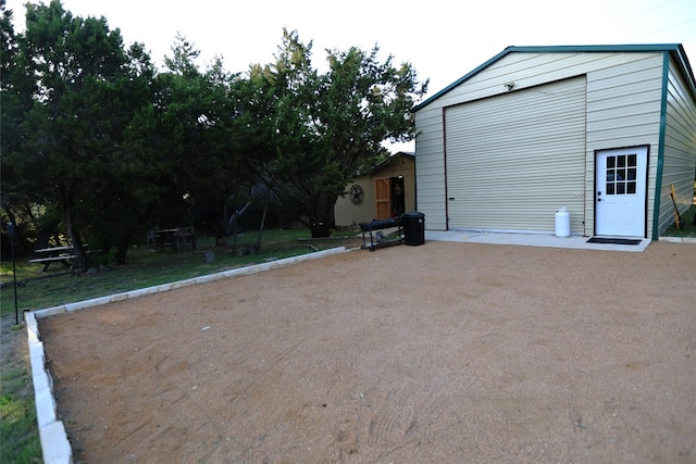 12099 Bonham Ranch Rd, Dripping Springs, TX 78620 - view of garage