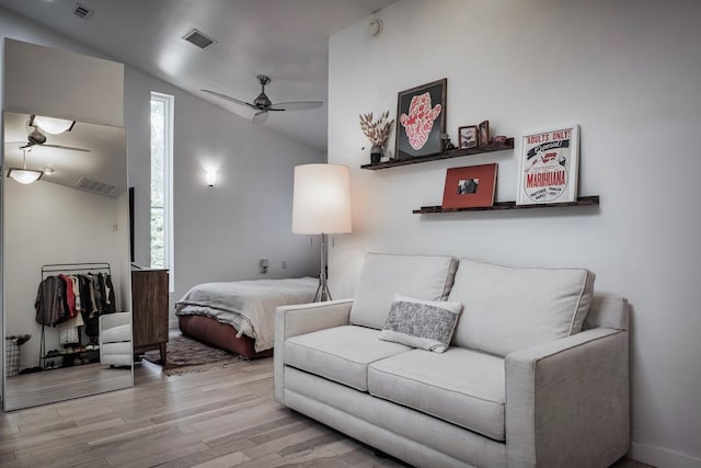 2928 E 13th St Unit B, Austin, TX 78702 - interior space with vaulted ceiling, visible vents, wood finished floors, and ceiling fan