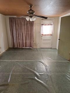 109 Tennessee St, Taylor, TX 76574 - spare room with a ceiling fan