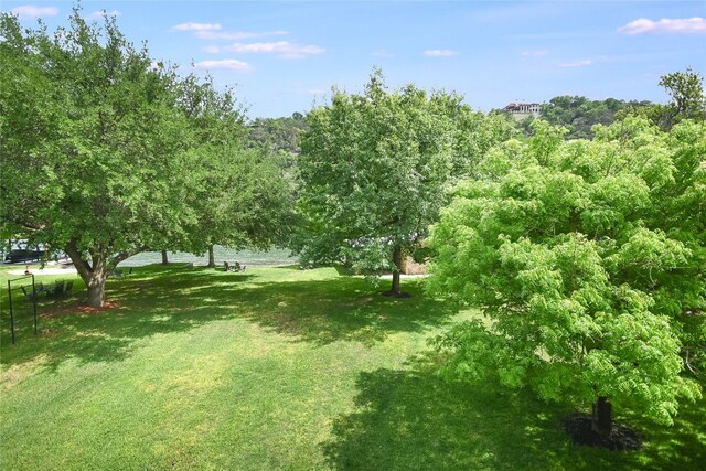 2305 Manana St, Austin, TX 78730 - view of grassy yard