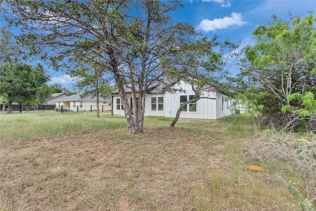 353 Nene Ln, Bastrop, TX 78602 - view of yard