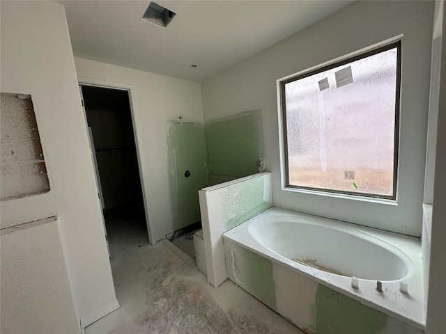 22120 Cross Timber Bnd, Lago Vista, TX 78645 - full bathroom featuring a bath
