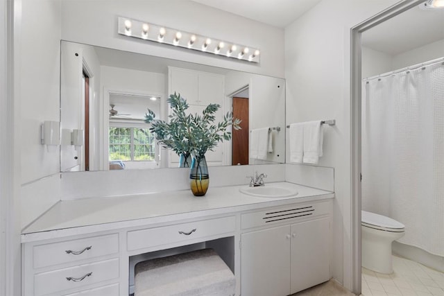 4602 Laurel Canyon Dr, Austin, TX 78731 - full bath featuring vanity, tile patterned floors, and a shower with shower curtain