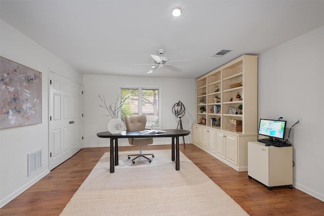 4602 Laurel Canyon Dr, Austin, TX 78731 - home office featuring wood finished floors and ceiling fan
