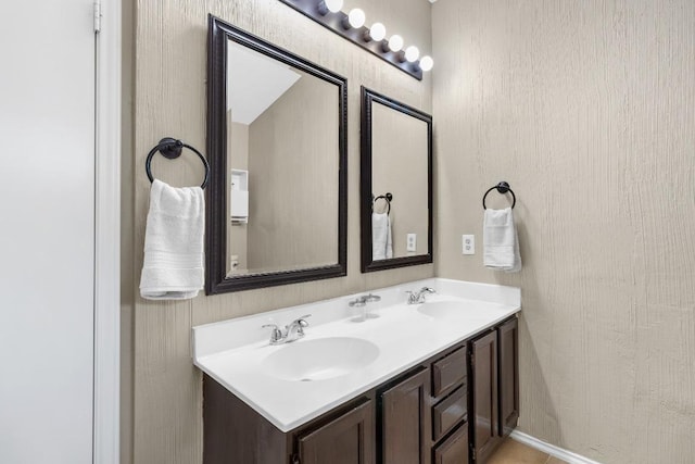 2814 Buckeye Trl, Cedar Park, TX 78613 - full bathroom featuring double vanity