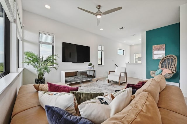 2050 Lohmans Spur Rd Unit 1302, Lakeway, TX 78734 - living room with ceiling fan, recessed lighting, and baseboards