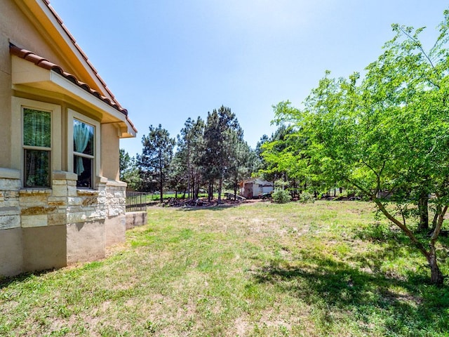 316 County Rd, Bastrop, TX 78602 - view of grassy yard