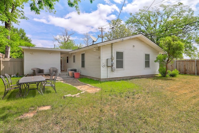 1201 Georgian St, Austin, TX 78756 - back of house