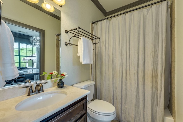 2104 University Club Dr, Austin, TX 78732 - full bathroom with toilet, vanity, and shower / bath combo with shower curtain
