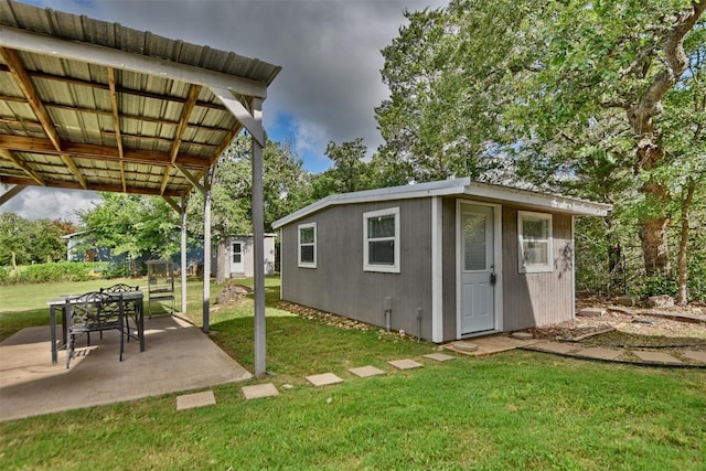 417 Big Bow, Smithville, TX 78957 - view of outdoor structure with an outbuilding