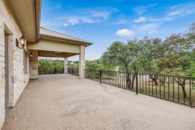 5004 Arrowhead Dr, Lago Vista, TX 78645 - view of patio / terrace