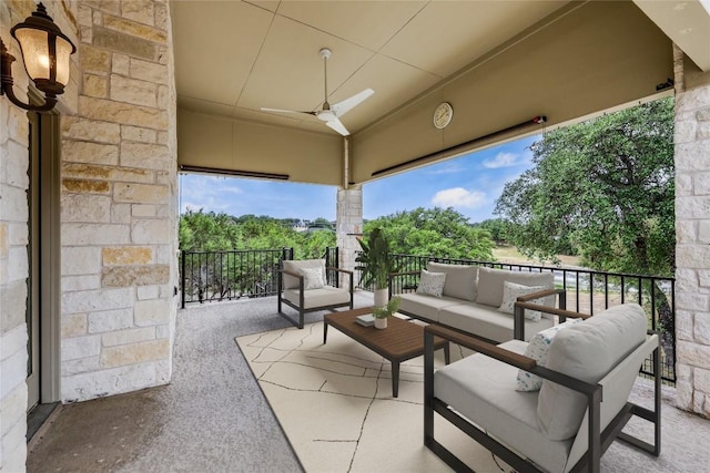 5004 Arrowhead Dr, Lago Vista, TX 78645 - view of patio / terrace with ceiling fan and an outdoor hangout area