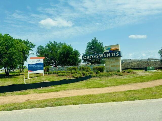 180 Tailwind Dr, Kyle, TX 78640 - surrounding community featuring a yard