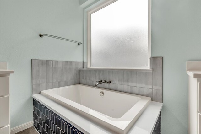 3820 Lagoona Dr, Round Rock, TX 78681 - full bathroom with a garden tub
