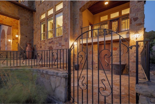 8315 Lime Creek Rd, Volente, TX 78641 - view of gate