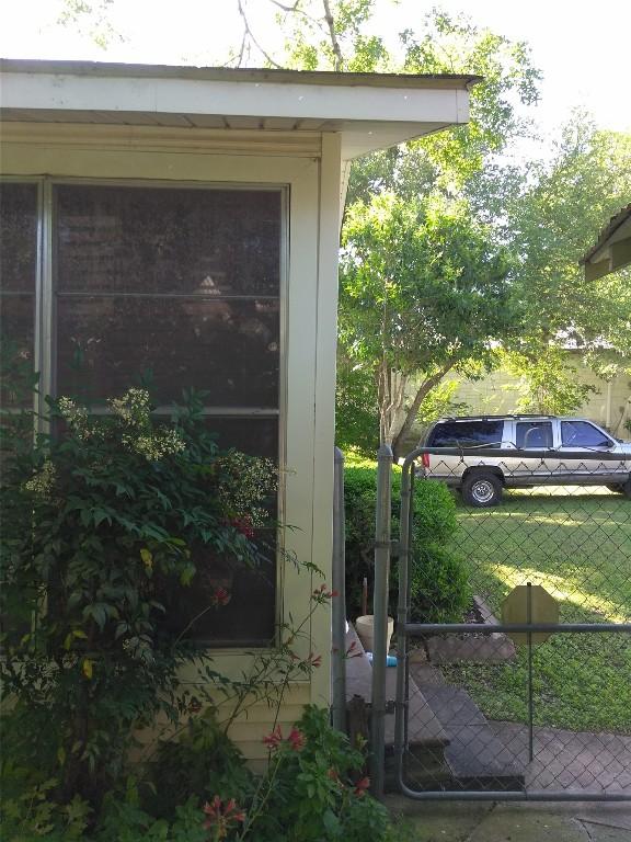 630 Lake Front Ave, New Braunfels, TX 78130 - photo 6