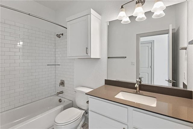 298 Smoke Tree Cir, Dripping Springs, TX 78620 - full bathroom featuring vanity, shower / bath combination, and a chandelier