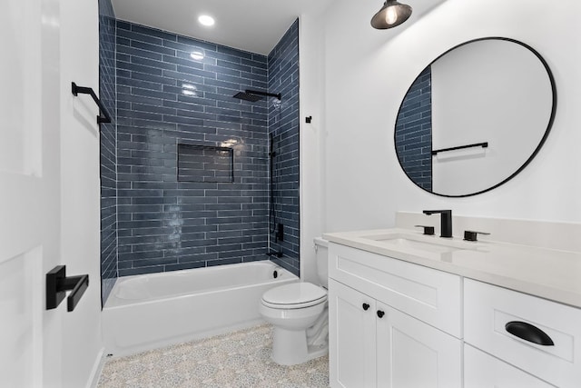 208 Ulupau Cir, Bastrop, TX 78602 - full bathroom featuring vanity and bathtub / shower combination