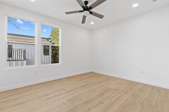 208 Ulupau Cir, Bastrop, TX 78602 - unfurnished room featuring light wood-style flooring, recessed lighting, baseboards, and a ceiling fan