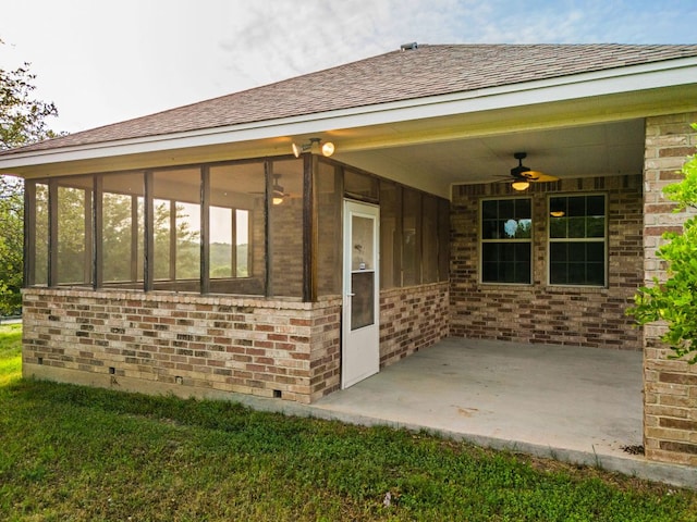 2800 Lomas Rodando Calzada Rd, Kempner, TX 76539 - view of patio / terrace featuring ceiling fan and a sunroom