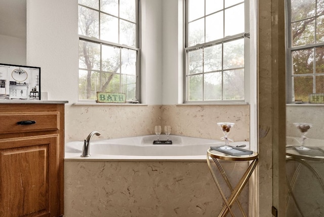 2800 Lomas Rodando Calzada Rd, Kempner, TX 76539 - bathroom with a garden tub and vanity