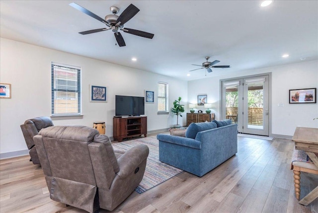 638 Oak Ln, Cottonwood Shores, TX 78657 - living area with a ceiling fan, recessed lighting, light wood-style floors, and baseboards