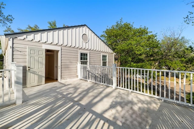 1308 N 13th St, Temple, TX 76501 - view of wooden deck