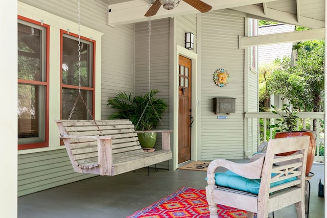 4103 Ave F, Austin, TX 78751 - sunroom / solarium with a ceiling fan and vaulted ceiling