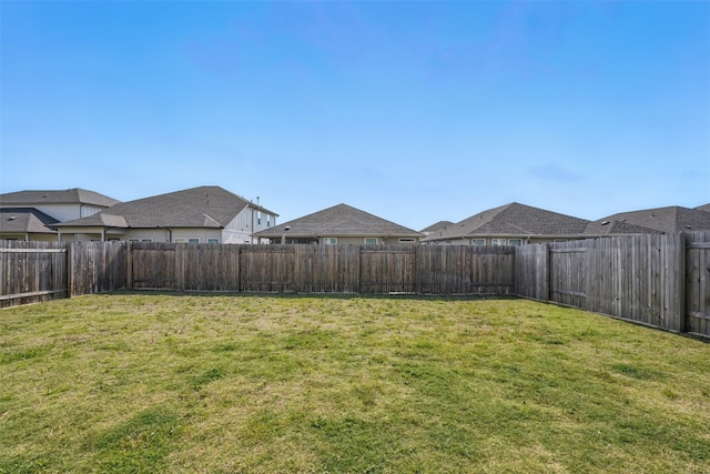 10310 Mager Ln, Hutto, TX 78634 - view of yard