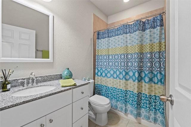 8060 Massa Dr, Round Rock, TX 78665 - full bath with vanity, curtained shower, and a textured wall