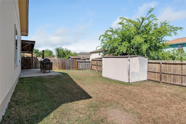 6801 Campina Xing, Del Valle, TX 78617 - fenced backyard with a patio and a shed