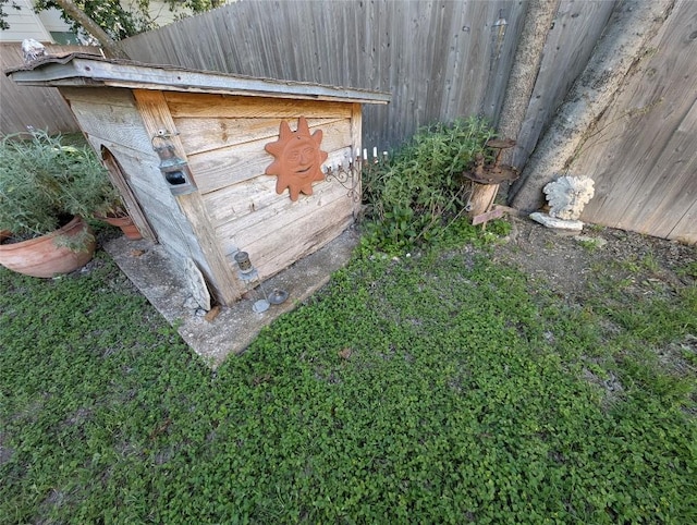 view of outbuilding