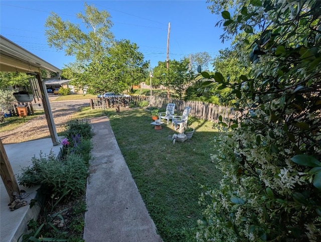 view of yard featuring fence