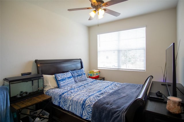bedroom featuring a ceiling fan