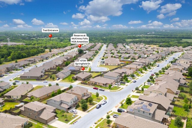 bird's eye view with a residential view