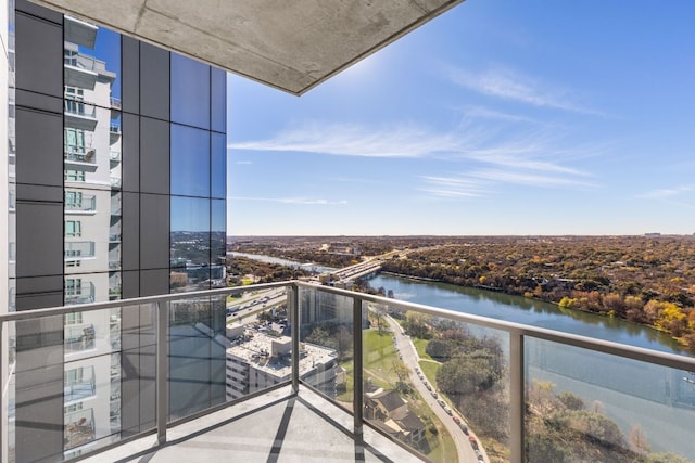 44 E Ave Unit 2301, Austin, TX 78701 - balcony featuring a water view