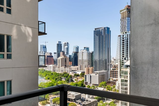 44 E Ave Unit 2301, Austin, TX 78701 - skyline view
