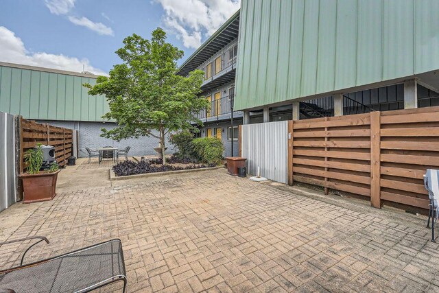 3815 Guadalupe St Unit 103, Austin, TX 78751 - view of patio