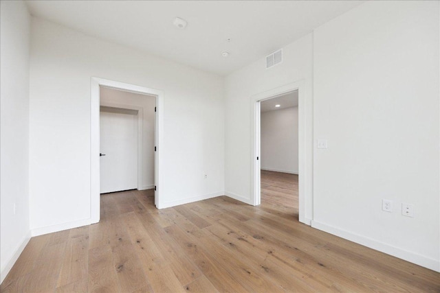 2209 S 1st St Unit 226, Austin, TX 78704 - spare room with light wood-style flooring and baseboards