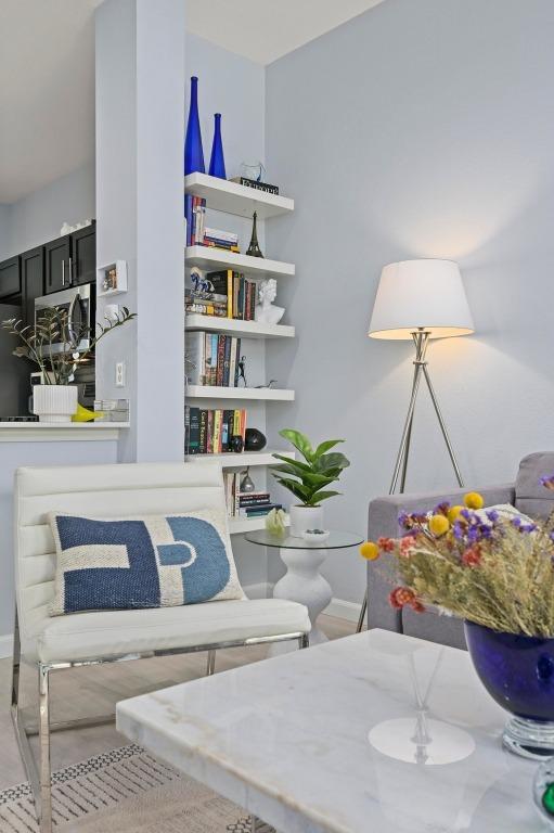 sitting room with baseboards
