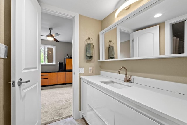 9 Stoney Creek Cv, Lakeway, TX 78734 - full bath featuring vanity and a ceiling fan